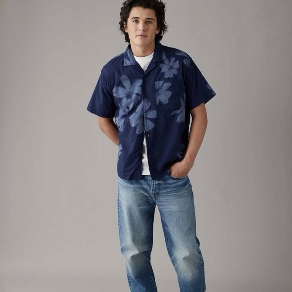 NWT American Eagle Men Floral Button-Up Poolside Shirt Size Medium - Picture 3 of 10